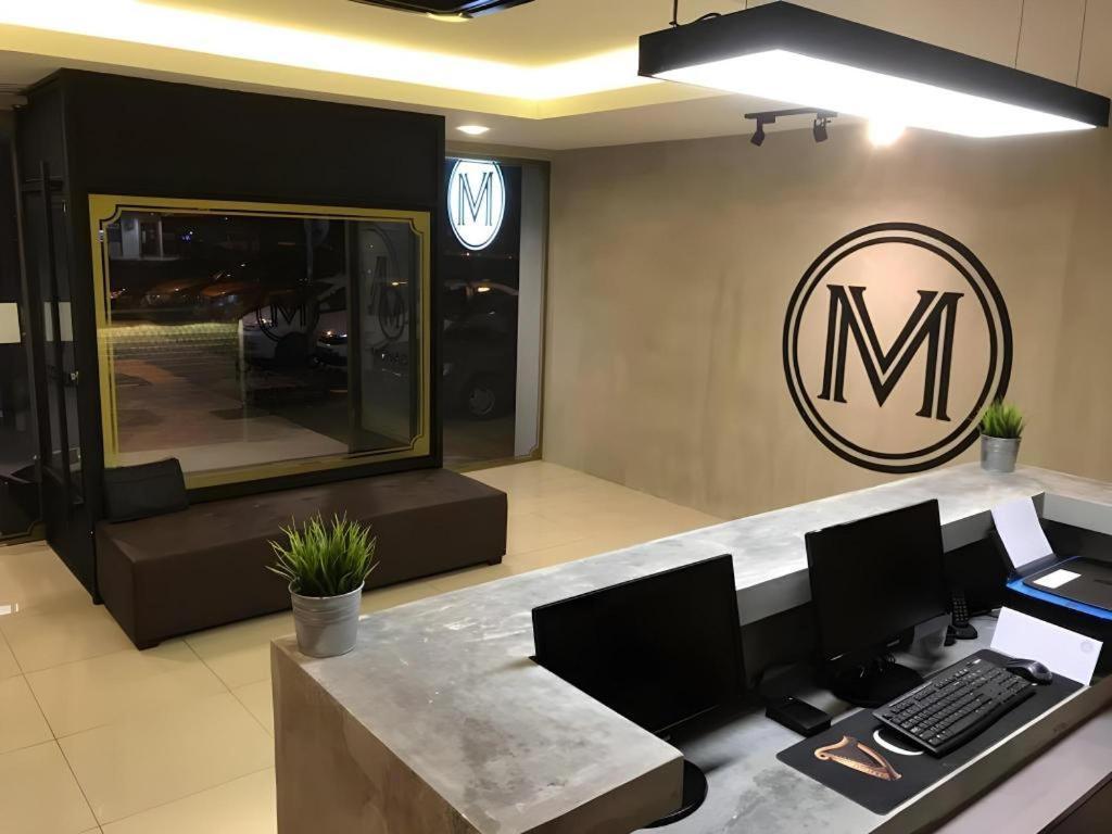 Monaco Boutique Hotel Sadong Jaya Kota Kinabalu Esterno foto