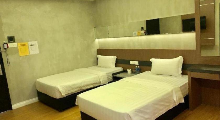 Monaco Boutique Hotel Sadong Jaya Kota Kinabalu Esterno foto